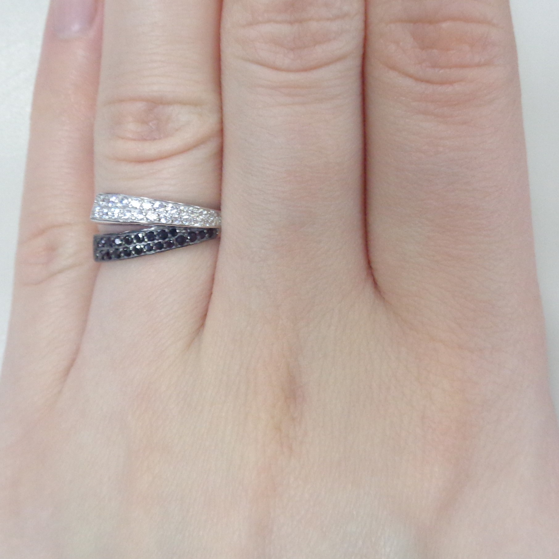 Серебряное кольцо со шпинелью